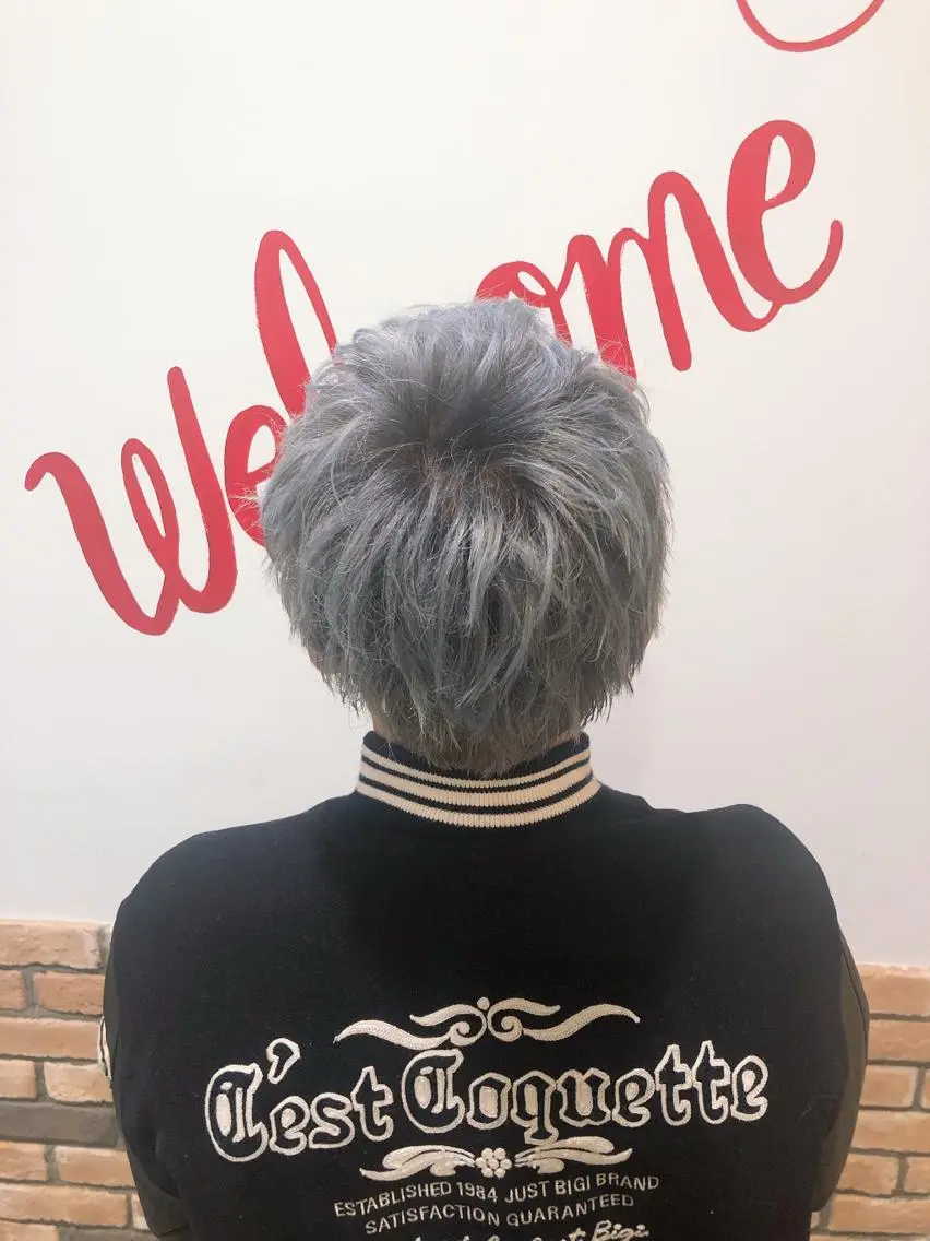 ショート カラー メンズ 加藤 琢也のヘアスタイル