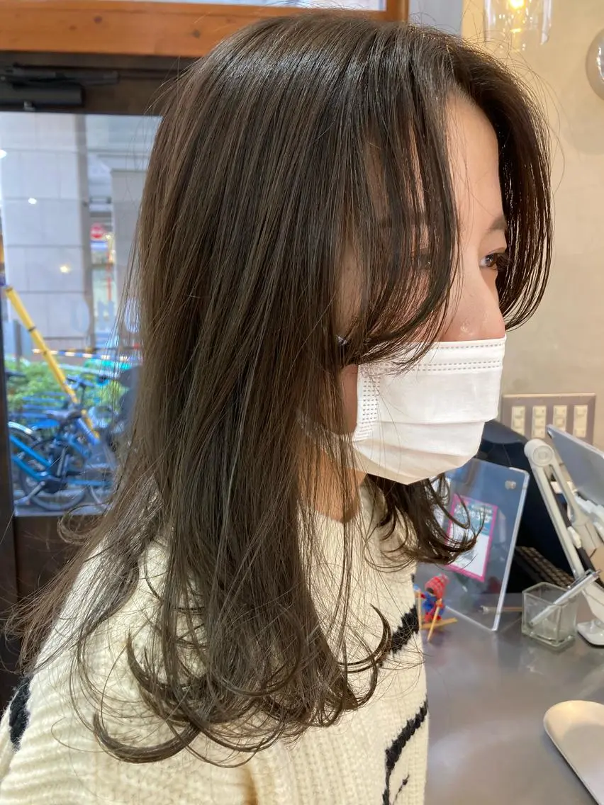 ミディアム カット トリートメント 金子 歩実のヘアスタイル
