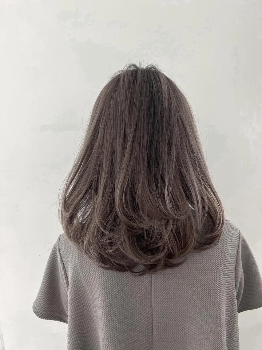 ミディアム カラー ブリーチ ダブルカラー インナーカラー 髪質改善 韓国風ヘア newi ナカノのヘアスタイル
