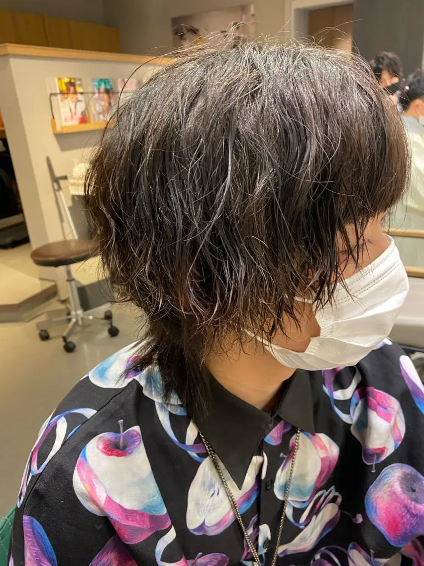 ミディアム パーマ メンズ メンズウルフカット ウルフカット unopulir 景山 凌のヘアスタイル