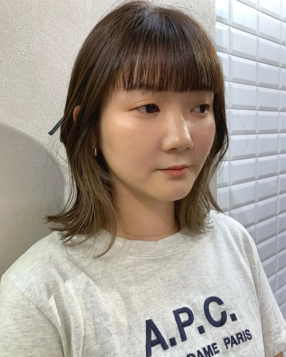ミディアム カラー ベージュカラー ブリーチ インナーカラー カット ヘアカラー トリートメント hubhair レイヤー/透明感のヘアスタイル