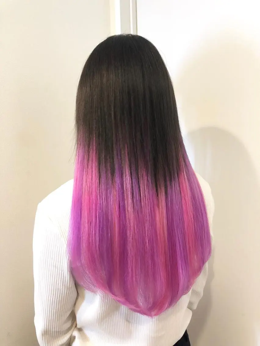 セミロング カラー シールエクステ グラデーションカラー ハイライトカラー ピンクカラー パープルカラー ヘアカラー エクステ 🧡艶髪/エクステ 🫧🧡YUKI❄️のヘアスタイル