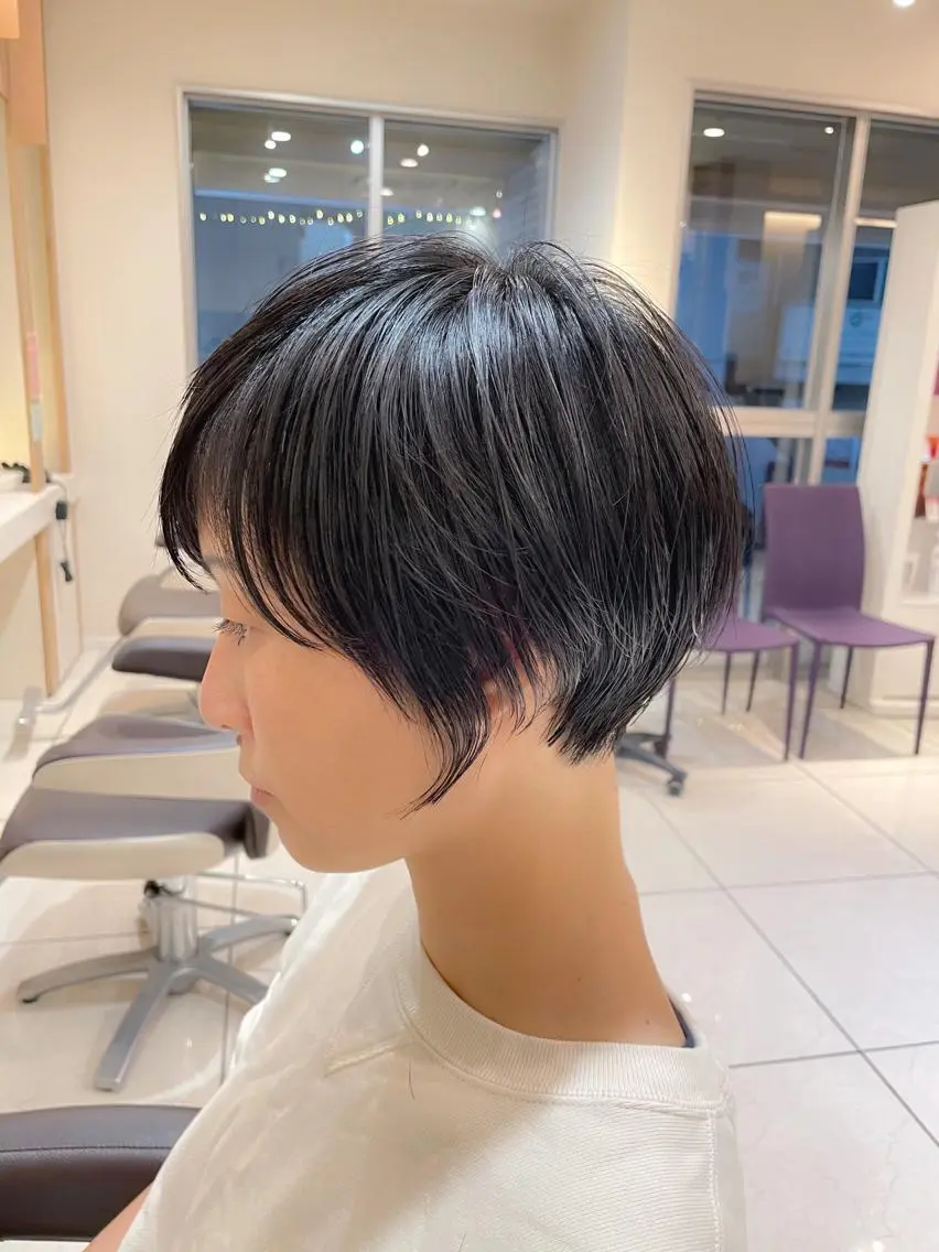 ショート ショートボブ ハンサムショート 丸みショート ボブ くびれヘア 💎桑原勇志/ ショート/ハイトーンのヘアスタイル