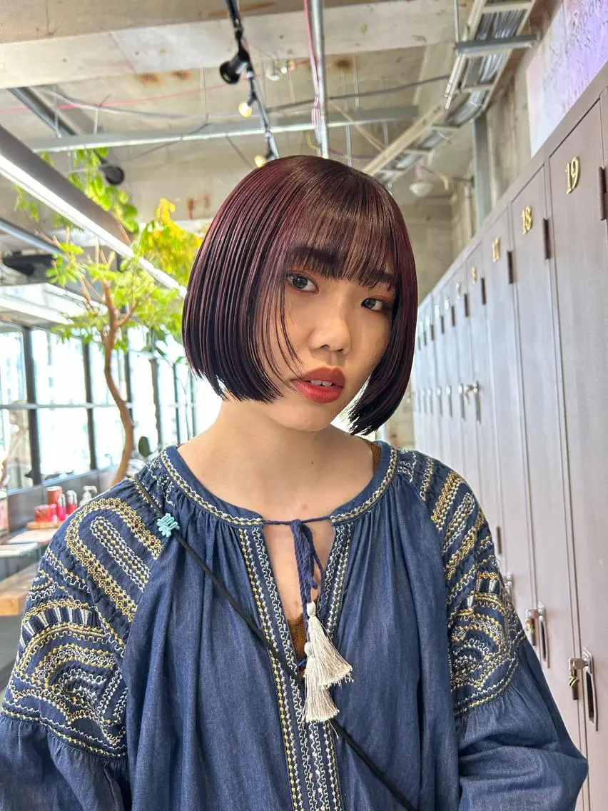 ミディアム カラー ハイライトカラー ピンクカラー レッドカラー ハイライト maho/垢抜け カラーパーマのヘアスタイル