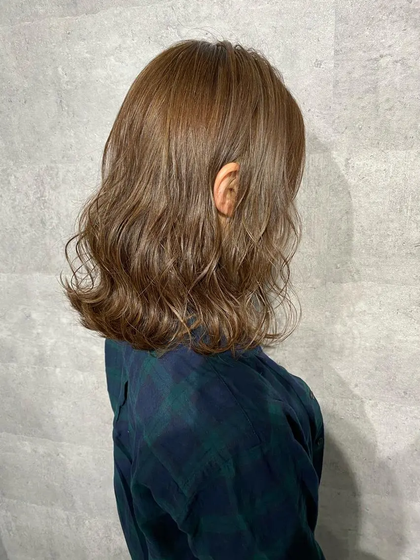 ミディアム カラー YU-KA ✂︎Rico.のヘアスタイル