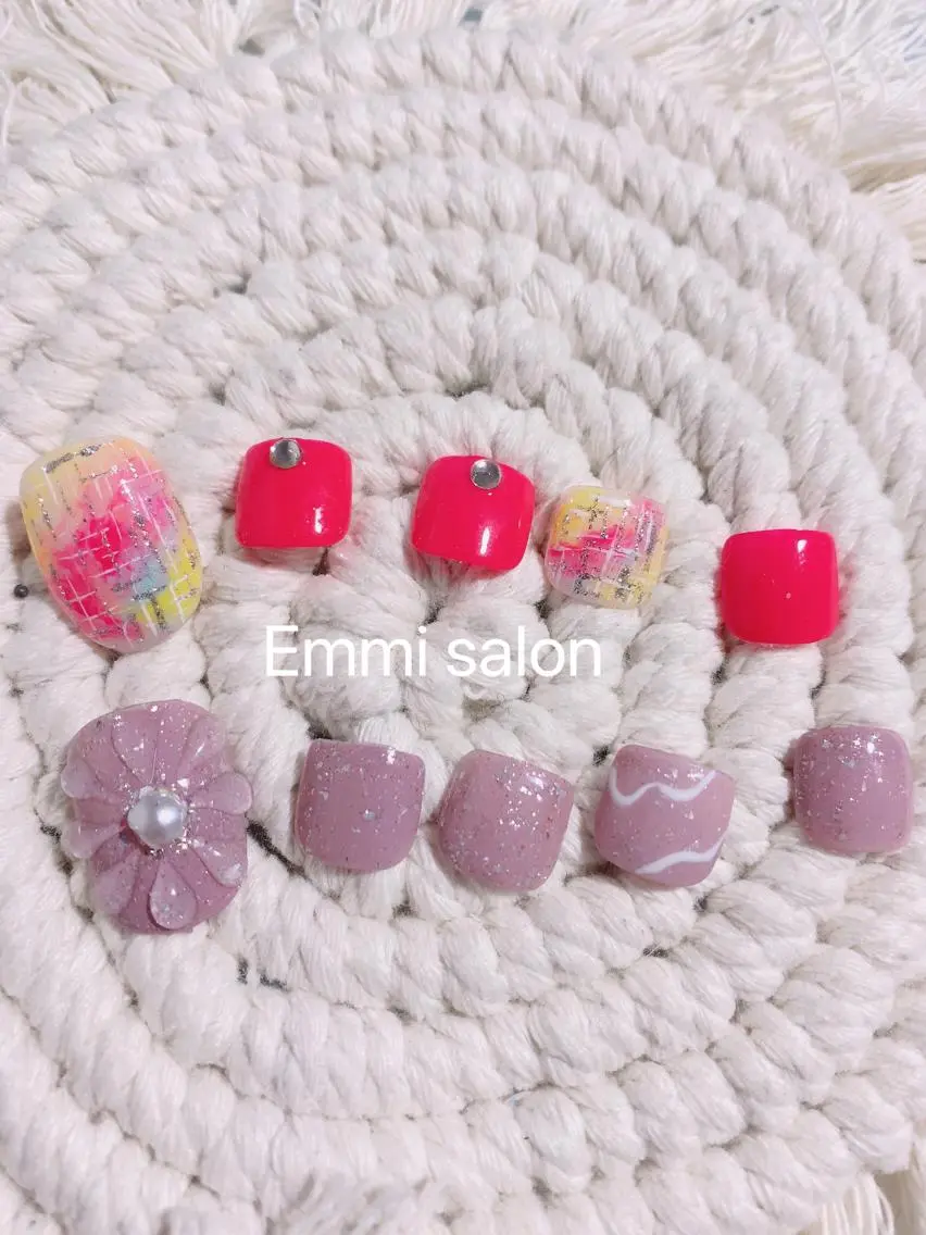 ネイル フットネイル Emmi salonのネイルデザイン