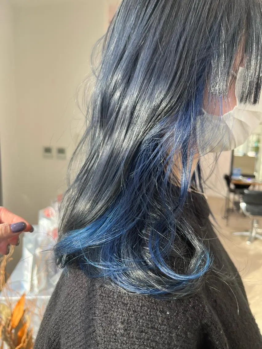 セミロング カラー ブルーカラー kitagawa mayuのヘアスタイル