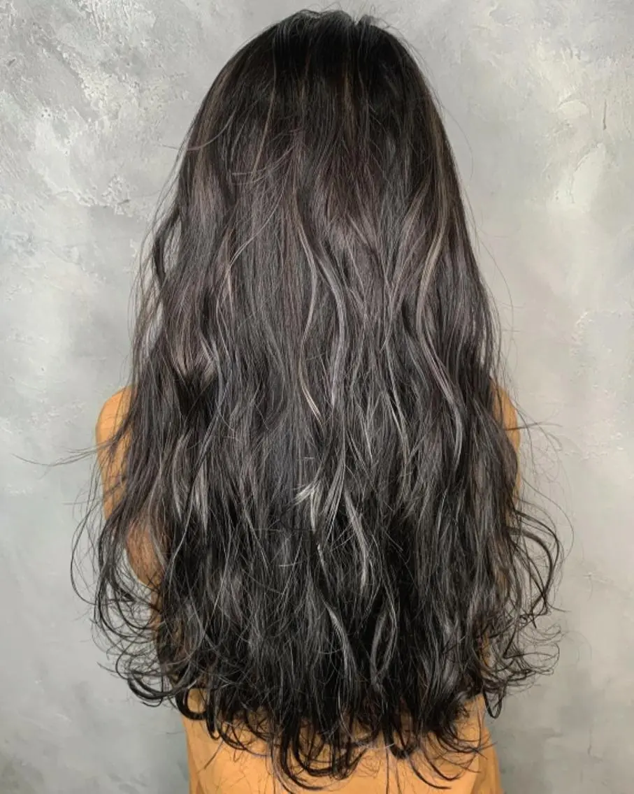 ロング カラー バレイヤージュ デザインカラー ハイライトカラー メッシュ ハイライト カット ヘアカラー N° aria 三軒茶屋のその他イメージ