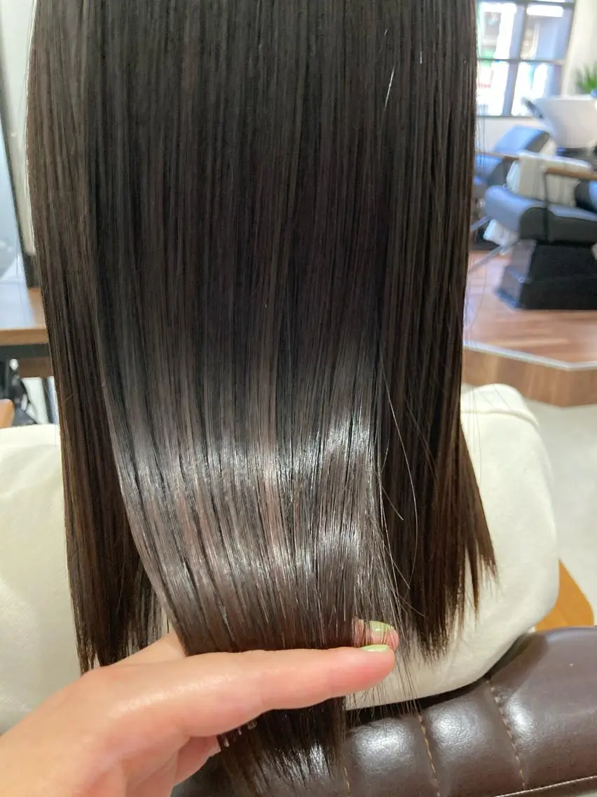 ミディアム カット トリートメント Larry🌼中下 美香のヘアスタイル