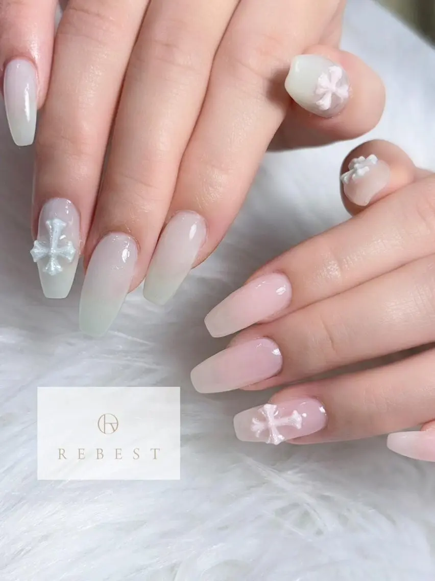ネイル 天王寺rebest 💅nailのネイルデザイン
