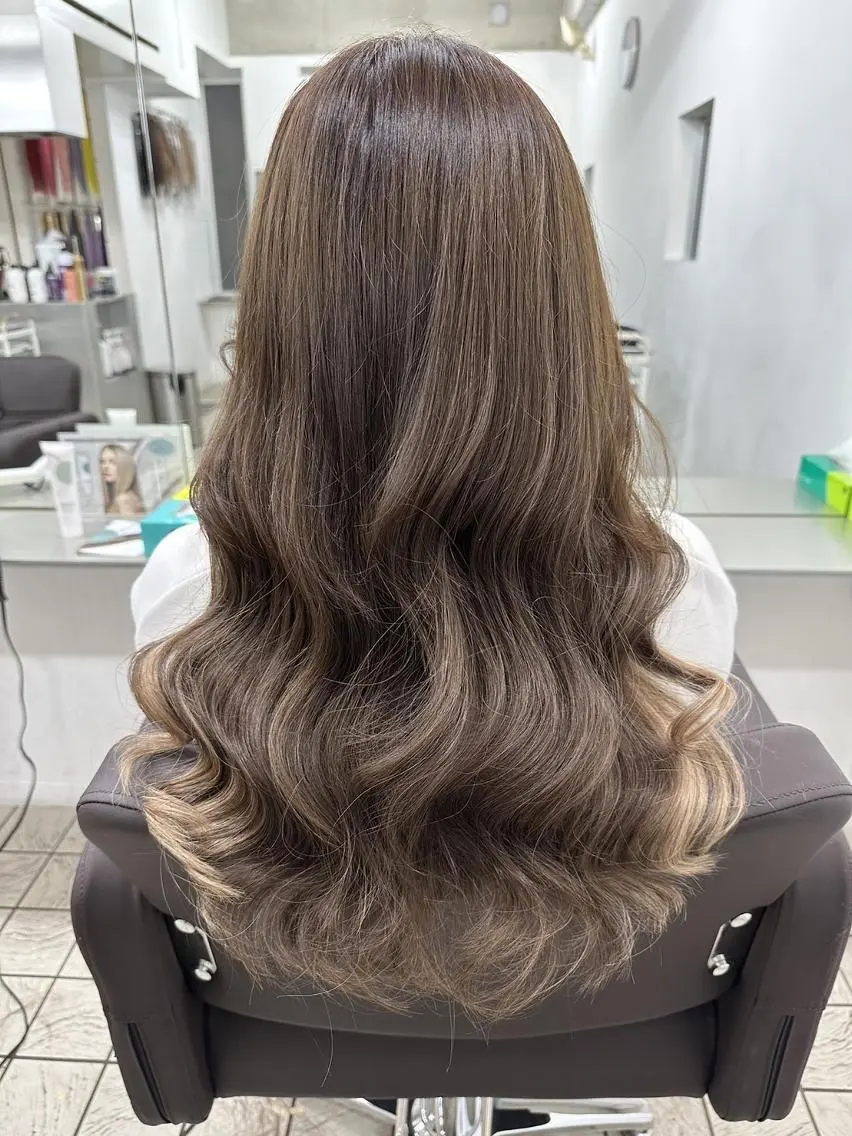ロング カラー ヘアアレンジ ブリーチ エクステ 韓国風ヘア MISAKIエクステ ブリーチ\5900のヘアスタイル