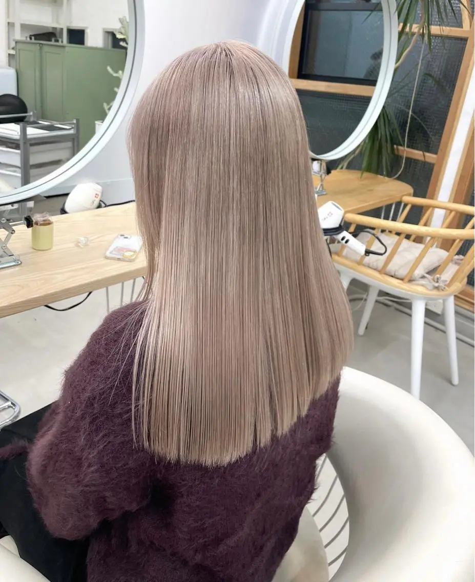 ロング カラー 💜Noa /艶髪ハイトーン💫のヘアスタイル