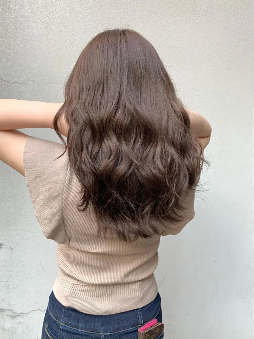 セミロング カラー ベージュカラー ミルクティーベージュ 矢野 晃平のヘアスタイル