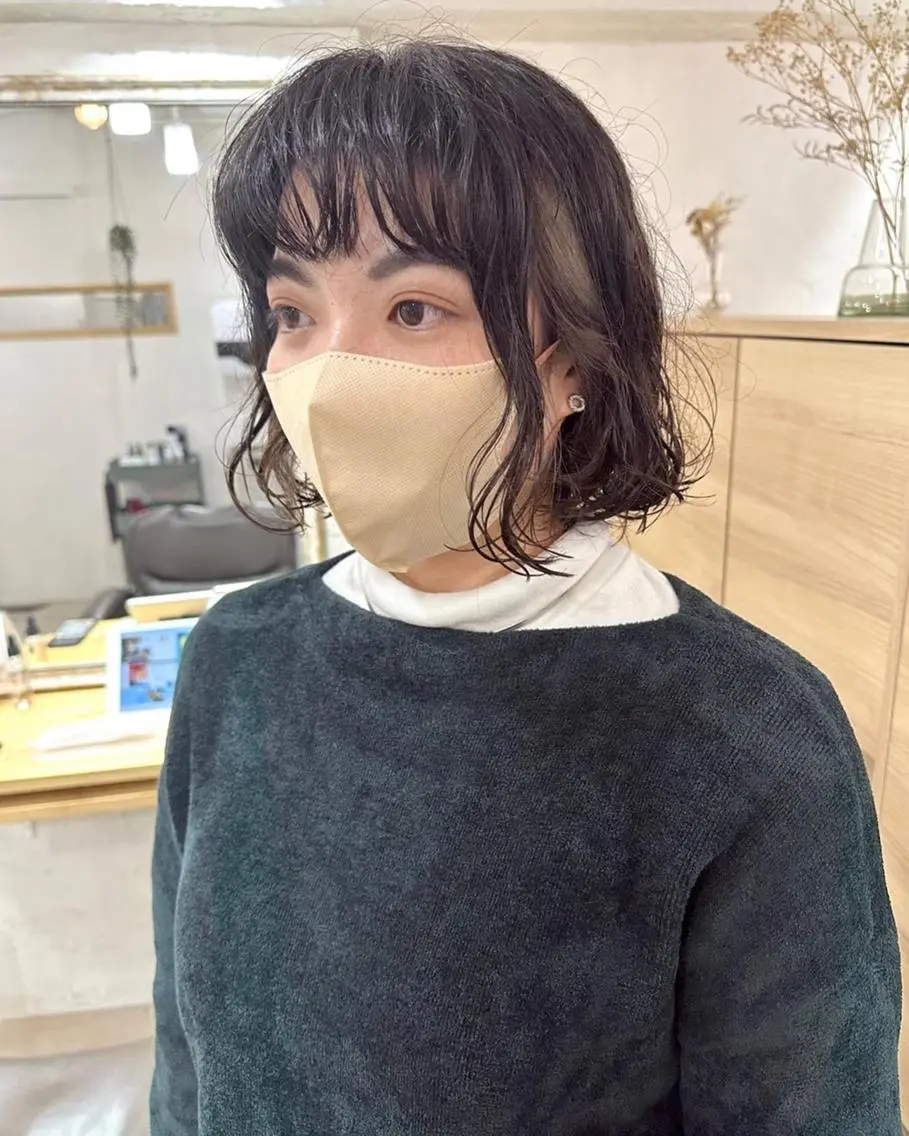 ショート カラー パーマ 切りっぱなしボブ 前下がりボブ ショートボブ 黒髪 デザインカラー 髪質改善 縮毛矯正/ レイヤー/銀座/本木のヘアスタイル