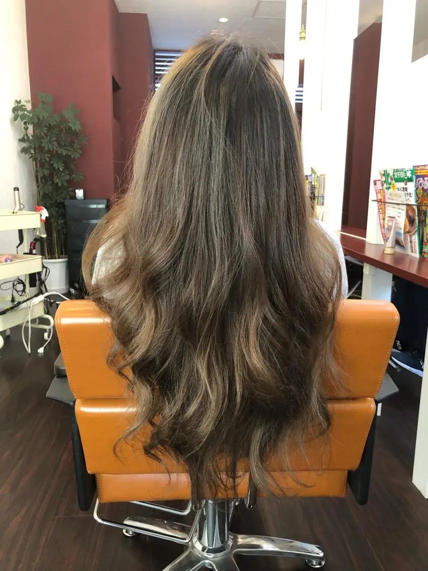 ロング カット パーマ 🌈カラー33∞円 🌈北綾瀬 谷中店のヘアスタイル