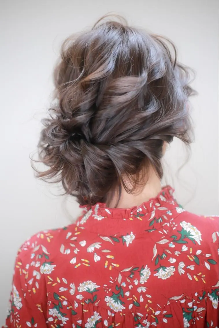 ロング カラー ヘアアレンジ 伊藤 裕貴のヘアスタイル