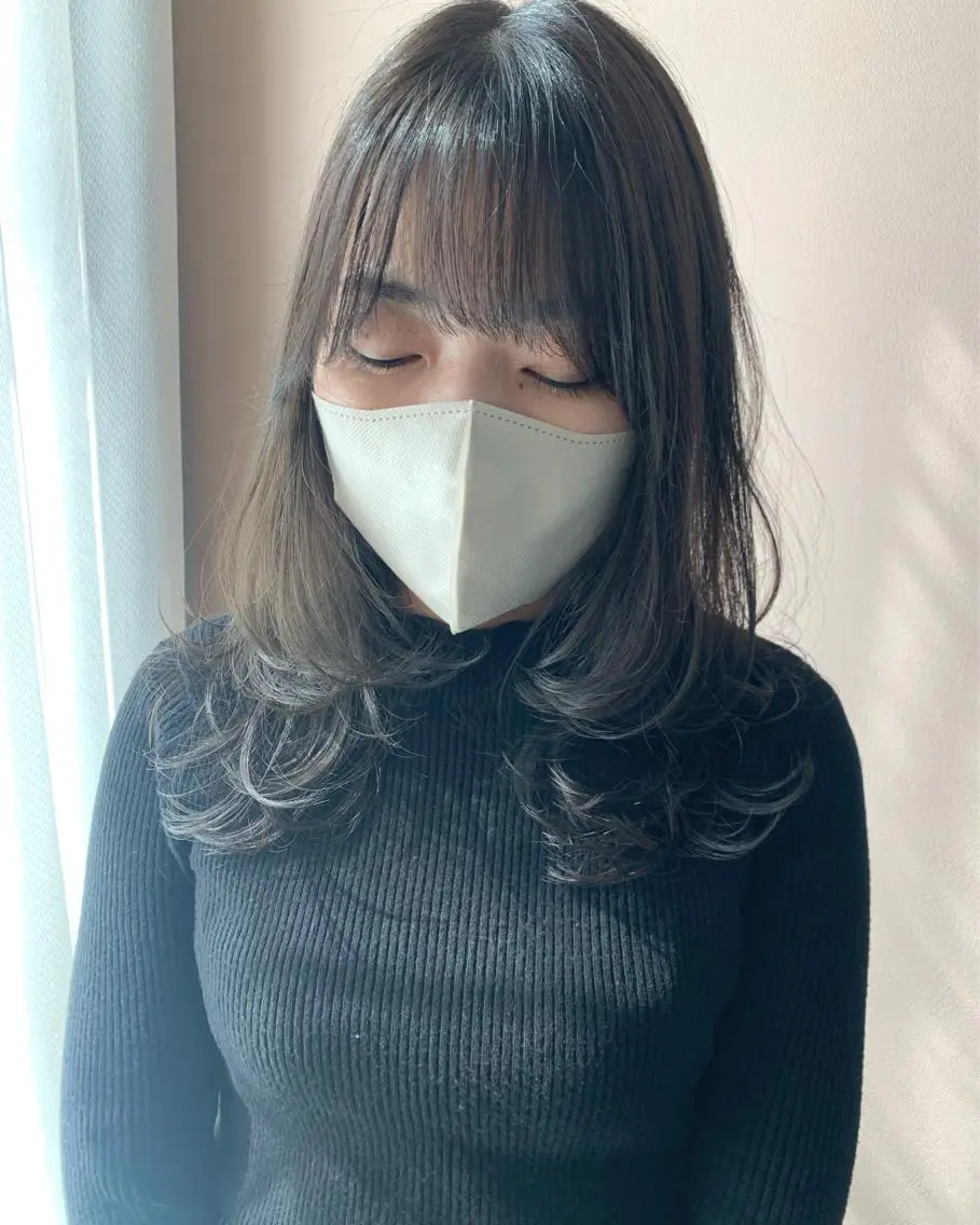 ロング カラー アッシュ アッシュグレー アッシュグレージュ 透明感カラー グレージュ hubhair レイヤー/透明感のヘアスタイル