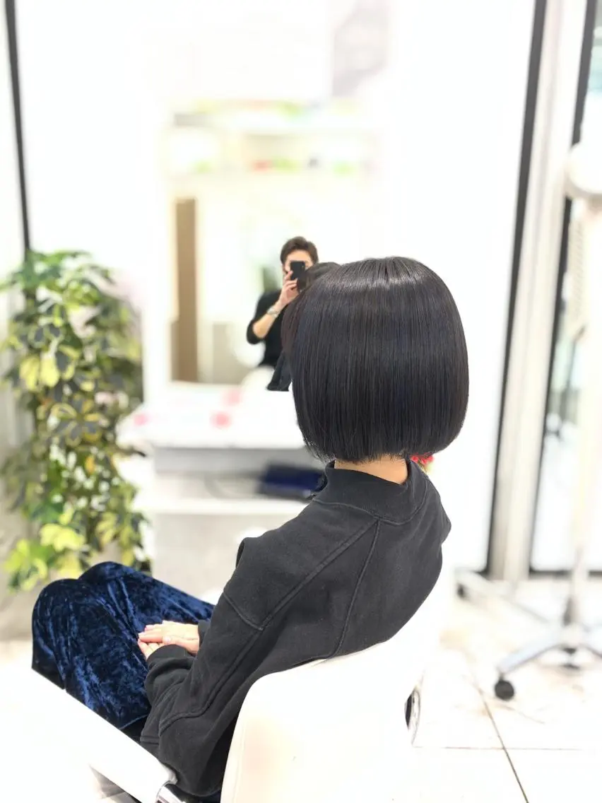 カラー ブルーカラー 相武台ショート特化 💐川崎希💐のヘアスタイル
