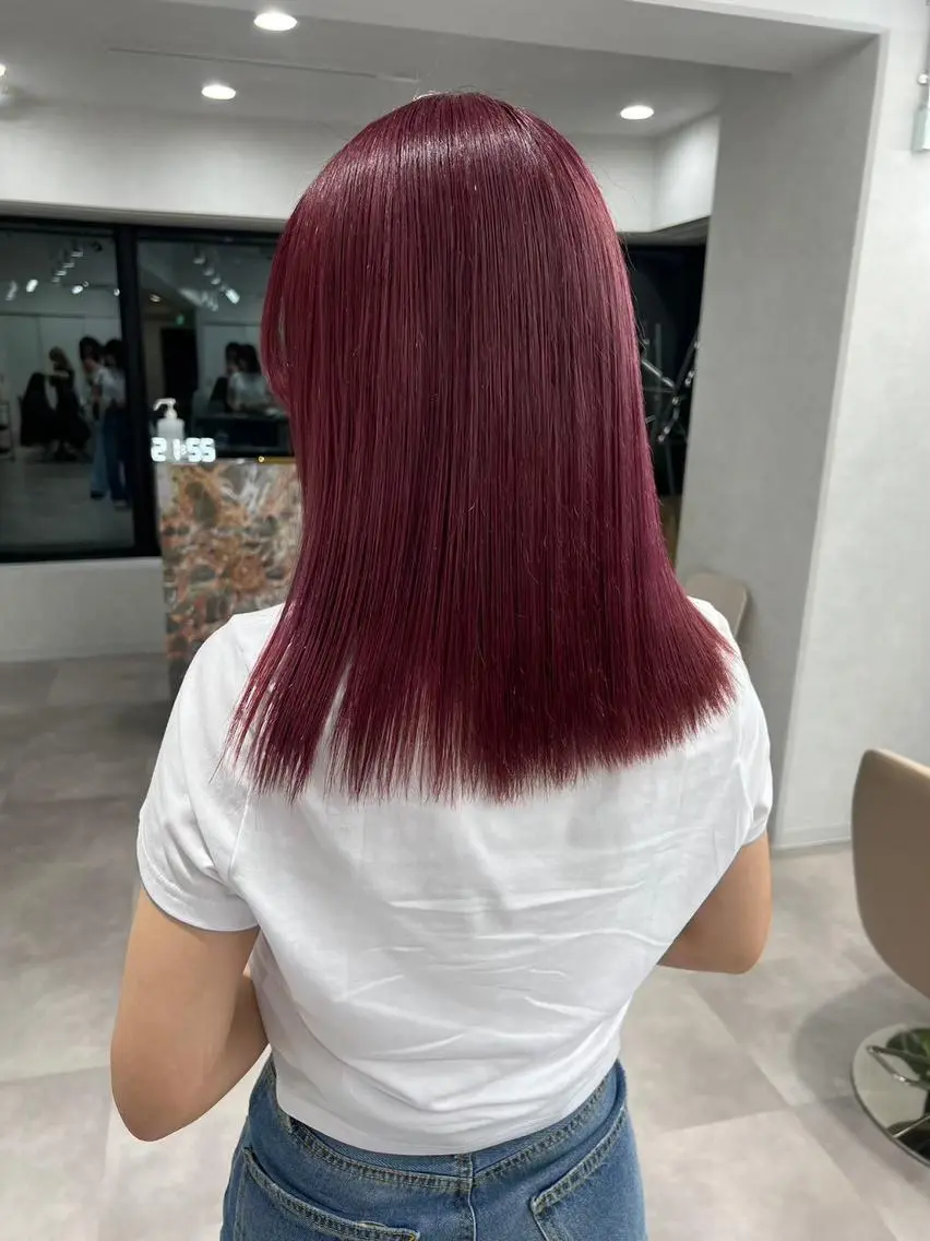 ミディアム カラー ボルドーカラー ⭐️横浜ブリーチ特化 美容師 堤涼⭐️のヘアスタイル
