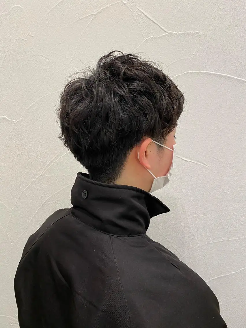 ショート パーマ メンズ メンズパーマ スパイラルパーマ Ash中目黒店 榊間茜のヘアスタイル