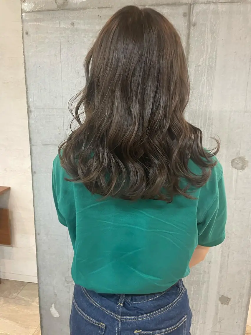 セミロング カラー アディクシーカラー 透明感カラー 美髪× ヘアセット✨Araiのヘアスタイル