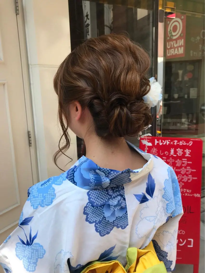 セミロング 浴衣 🫟Blanco🫟 Color&Careのヘアスタイル