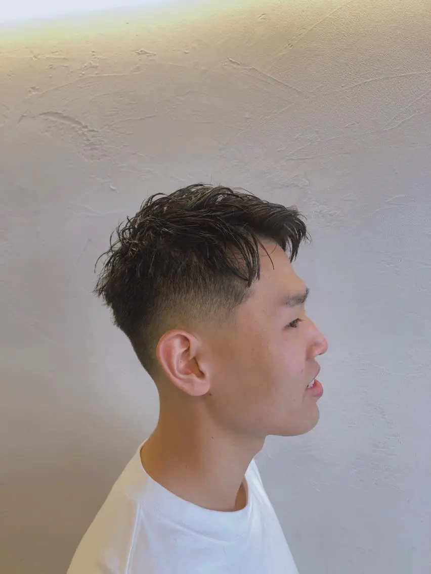 メンズ フェードカット 浅沼 春樹のヘアスタイル