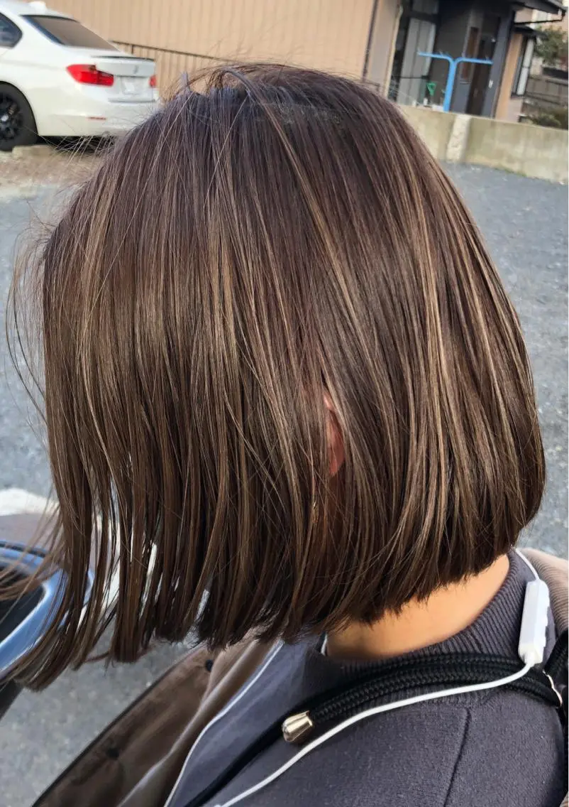 ショート カット ヘアカラー 艶カラー🩵💛 NANAのヘアスタイル