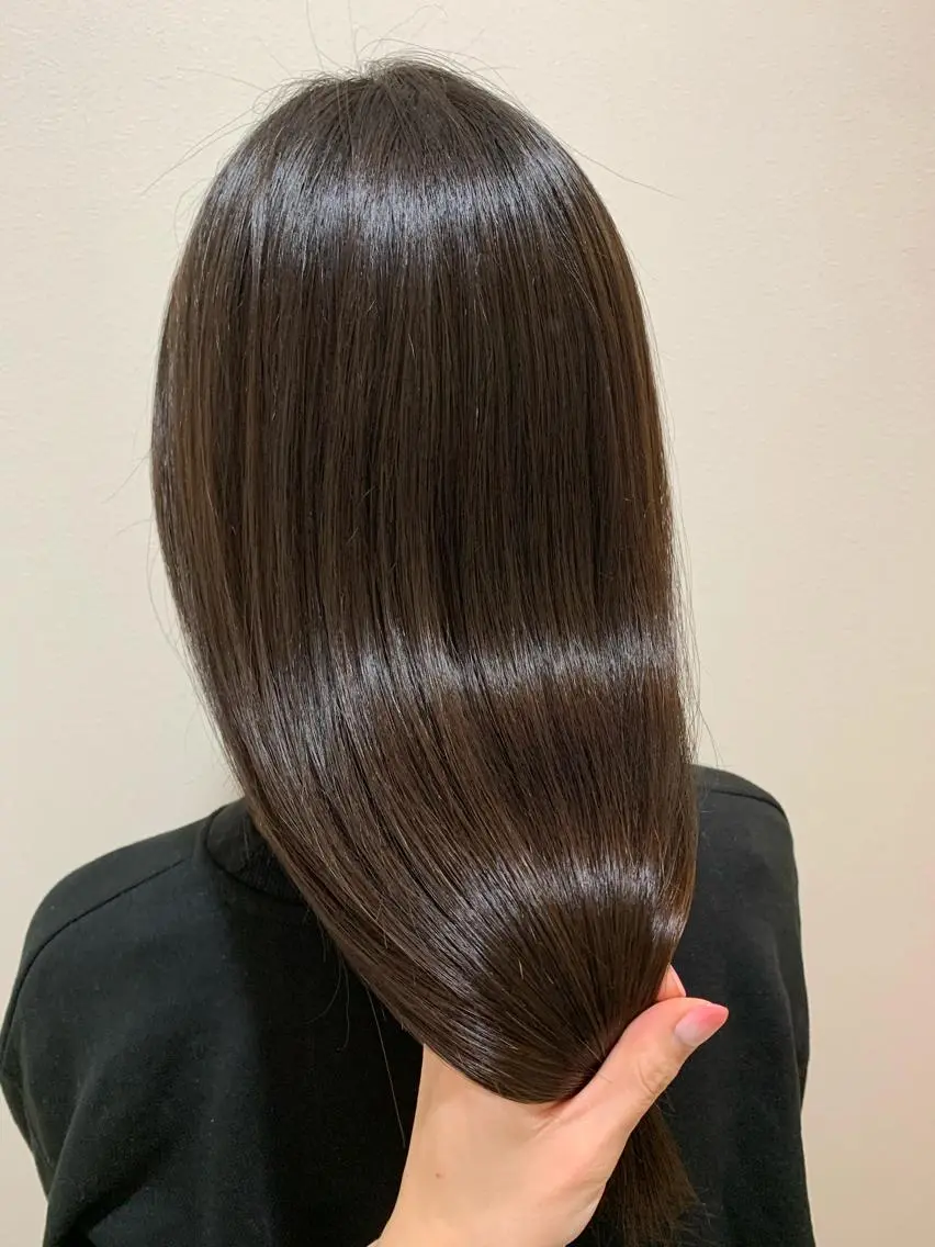ロング カラー ヘアアレンジ カット ヘアカラー 縮毛矯正 トリートメント 髪質改善支持率 No. 1✨mayuのヘアスタイル