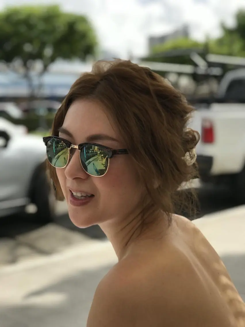 セミロング 根本 智晴のヘアスタイル