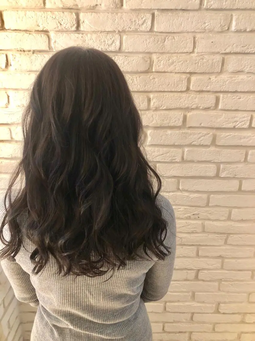 セミロング カラー 宮下 浩一のヘアスタイル