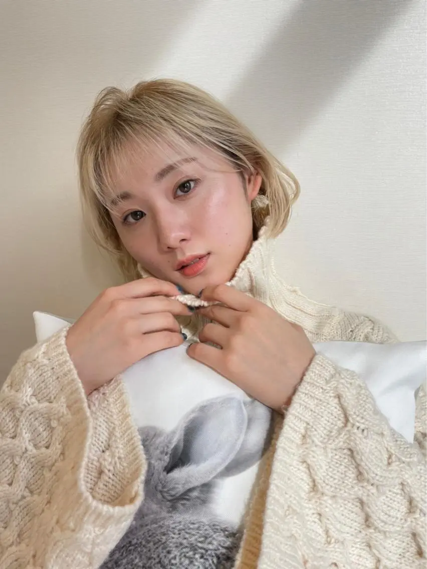 ミディアム カラー ブロンド ボブ リナ✮レイヤーカット モデル様✮募集中のヘアスタイル