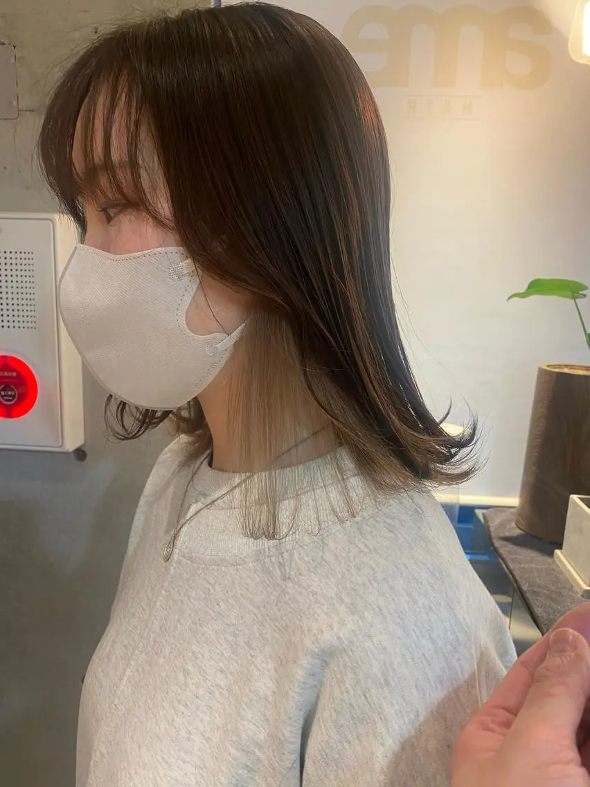 セミロング ヘアカラー 西山 恵太郎のヘアスタイル