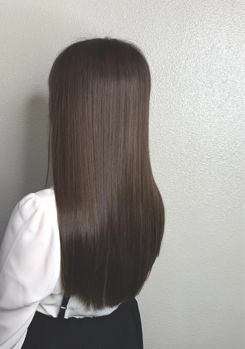 ミディアム カラー パーマ ヘアアレンジ メンズ キッズ ネイル マツエク・マツパ 切りっぱなしヘアボブ ミディアムヘアRYOのヘアスタイル
