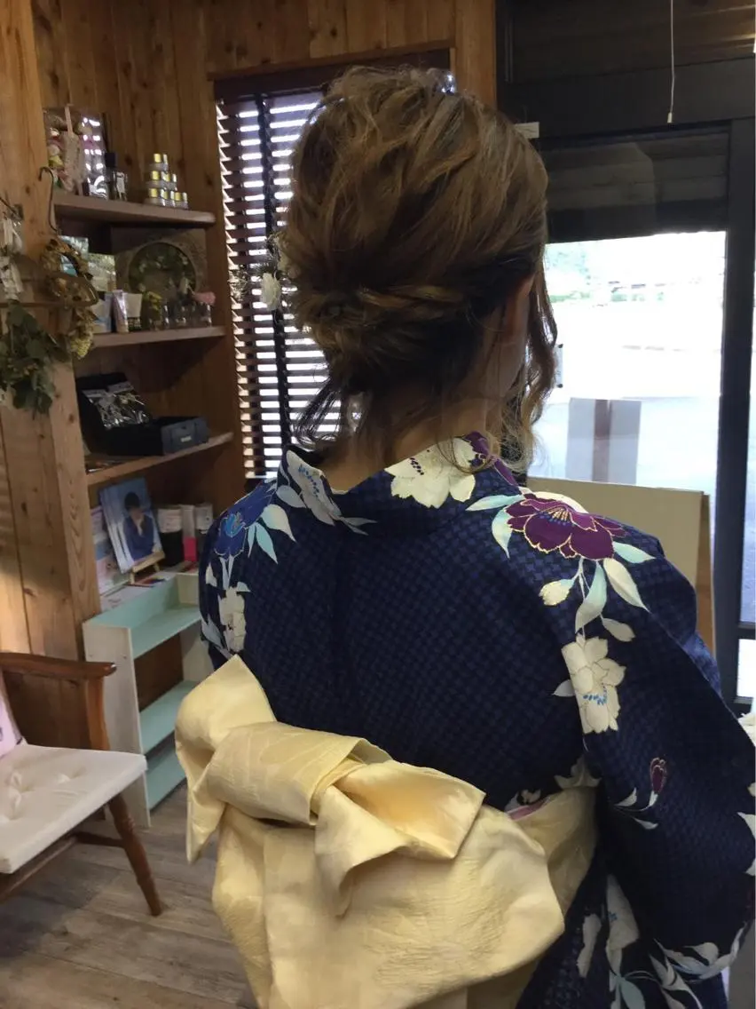 ヘアアレンジ 浴衣 repos（ルポ） 有馬のマツエク・マツパデザイン