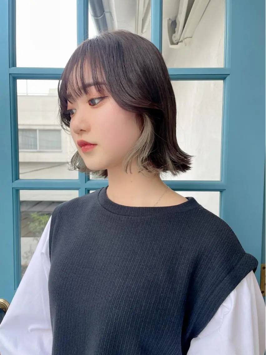 ショート カラー 顔周りカット 【オノザワリョウ】のヘアスタイル