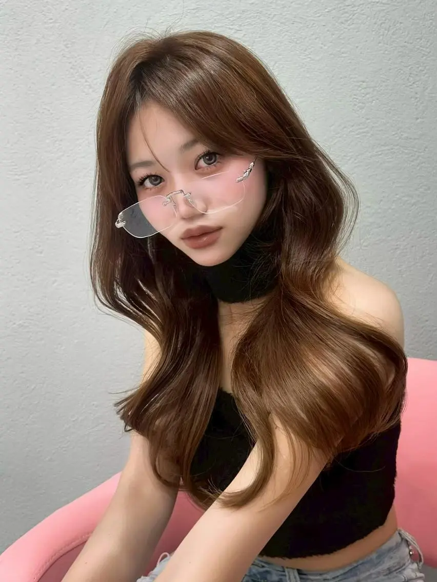 カラー ロング ベージュカラー ブリーチ ブルーカラー ブルージュ 透明感カラー 表参道/ワンホンヘア SAAYA🖤のヘアスタイル