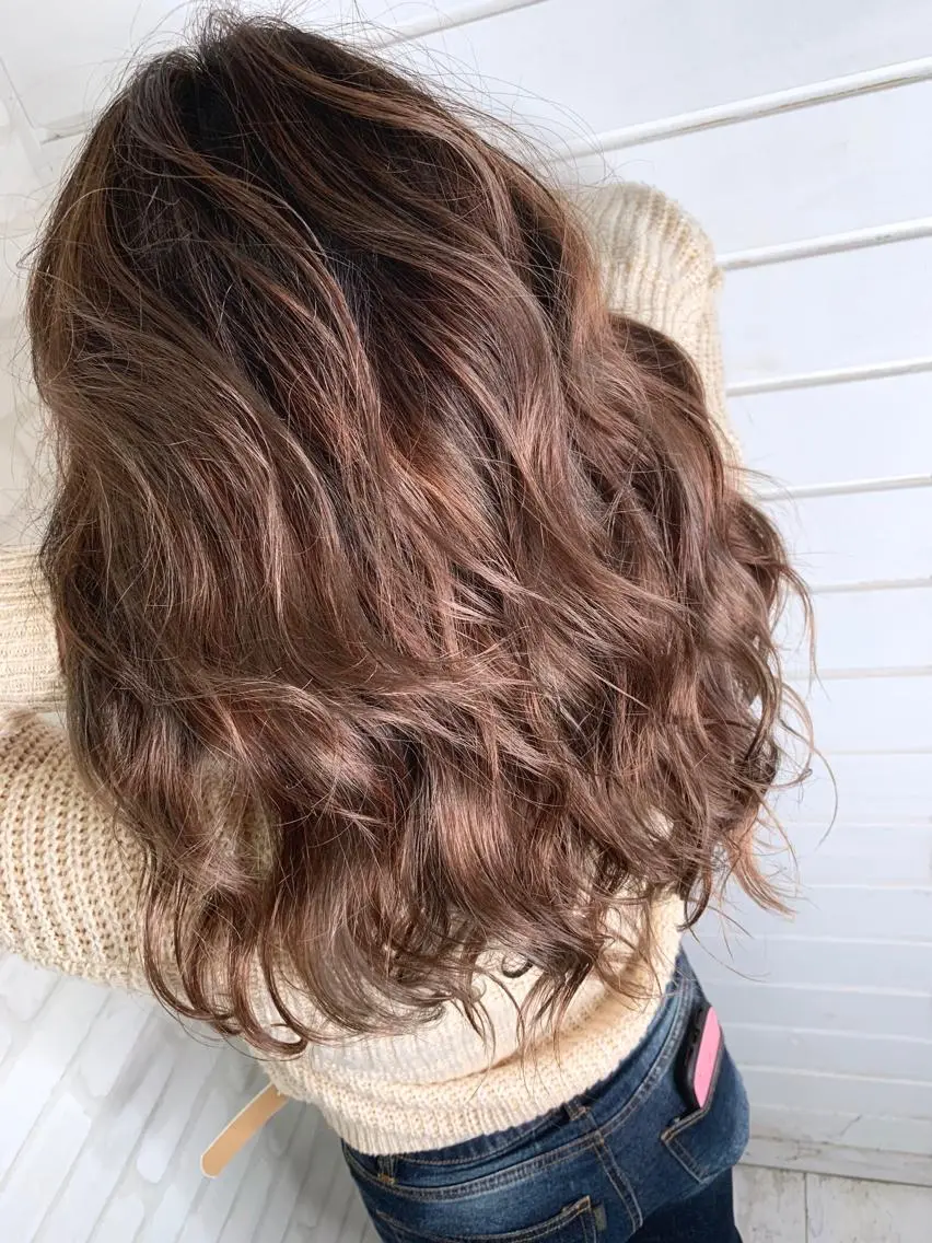 セミロング 穐田 司樹のヘアスタイル