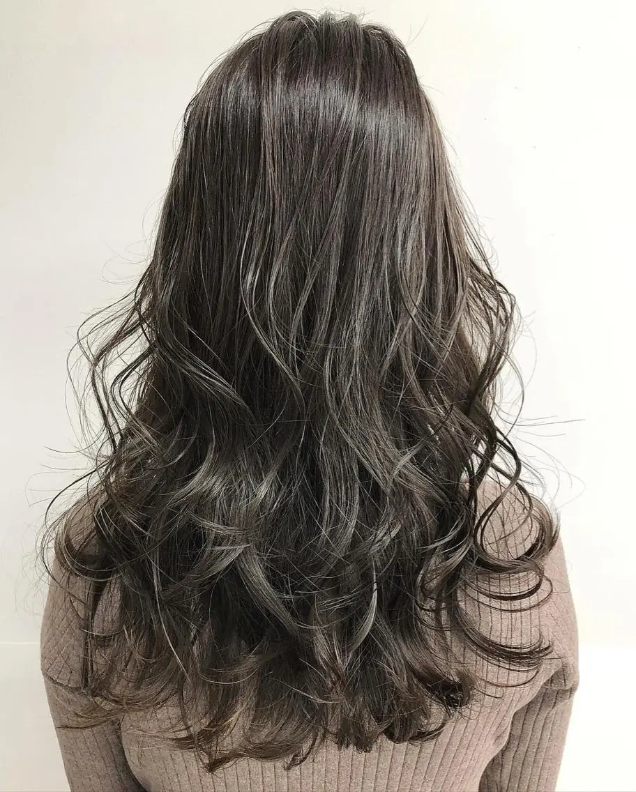 ロング カラー ヘアアレンジ 【公式】amble luxe池袋東口🩷のヘアスタイル