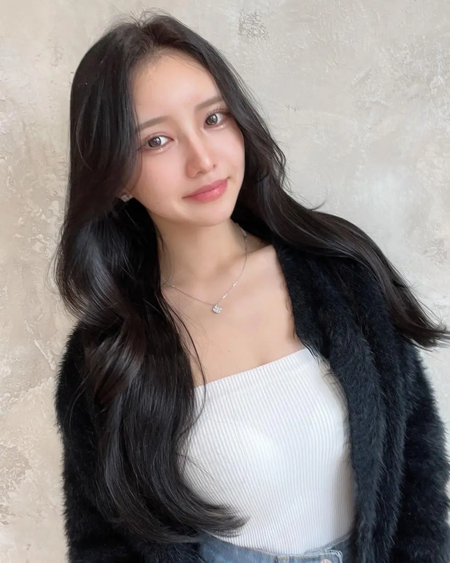 ロング レイヤーカット 韓国ヘア🇰🇷髪質 改善たけるのヘアスタイル