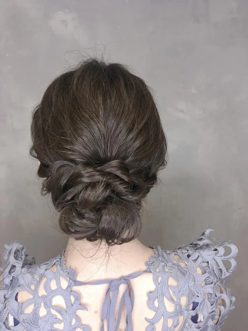 ロング ヘアアレンジ 伊藤 いほみの眉毛・アイブロウイメージ