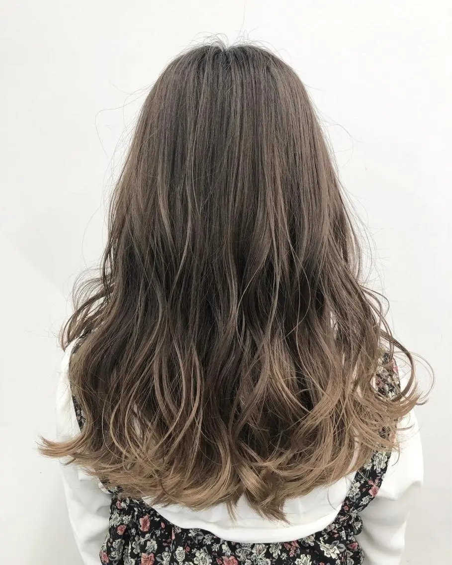 ロング カラー パーマ ヘアアレンジ 【公式】amble luxe池袋東口🩷のヘアスタイル