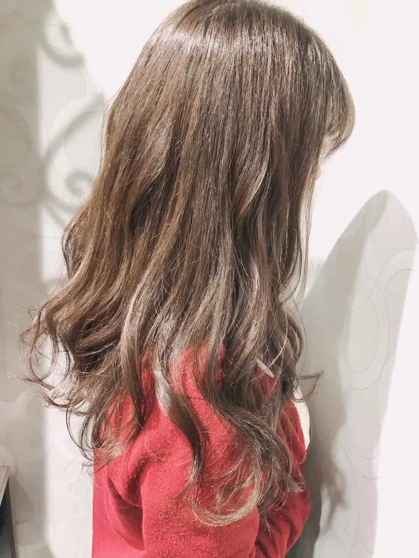 ロング カラー ベージュカラー ブリーチ 艶髪 ♡Tomiyaのヘアスタイル