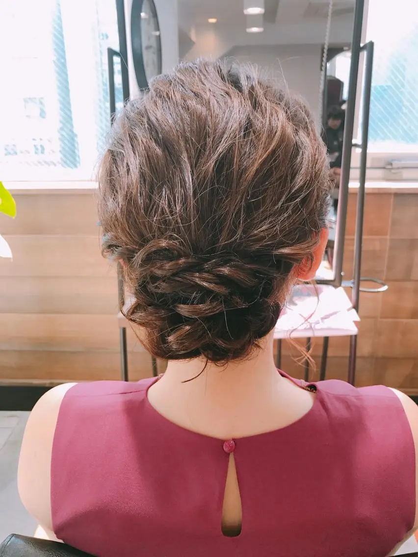 ミディアム ヘアアレンジ shi hoのヘアスタイル