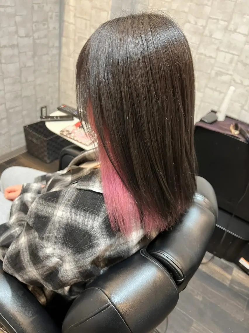 カラー セミロング ピンクカラー 尾森紳哉💎透明感/ デザインカラーのヘアスタイル