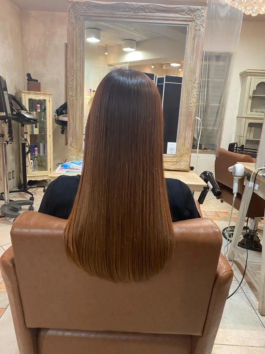 ロング カラー レイヤーカット ロング ローレイヤー 井上 日菜乃のヘアスタイル