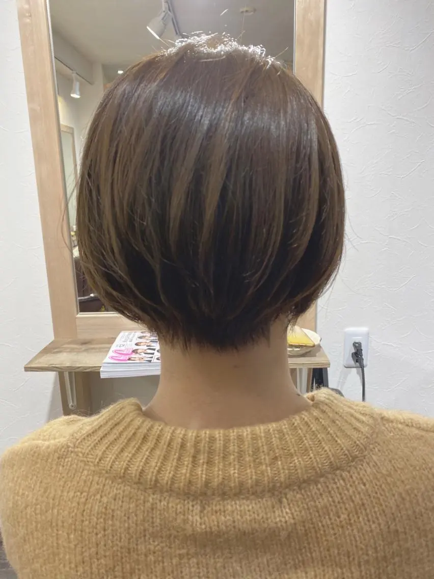 ショート カラー カット トリートメント ヘッドスパ 🌈ショート/レイヤ ーカット/中村崇宏のヘアスタイル