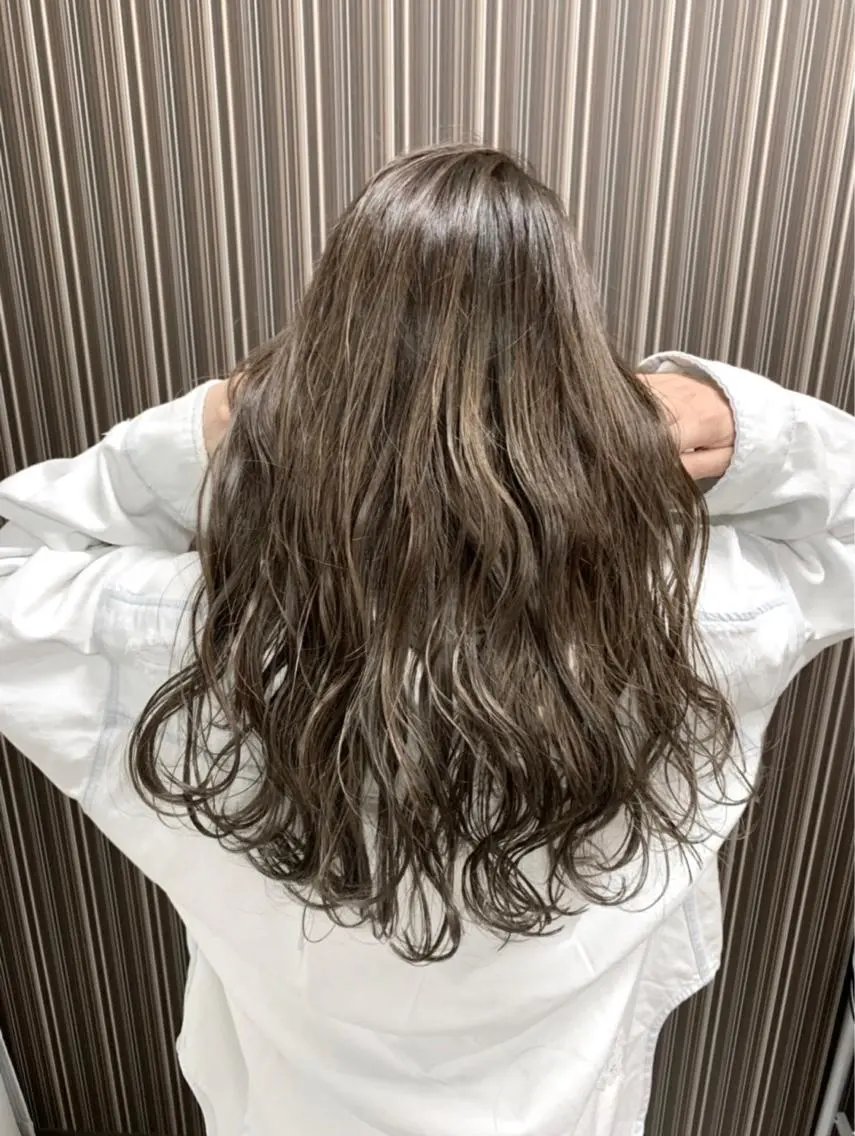 ロング カラー ヘアアレンジ カット ヘアカラー トリートメント ヘッドスパ 池袋艶髪職人🌈😇 ✨店長✨小林優太✨のヘアスタイル