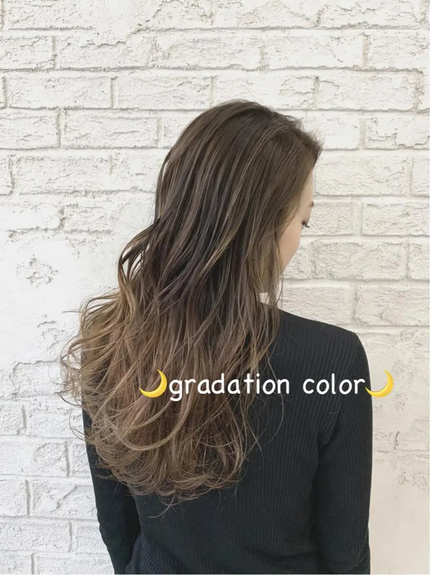 ロング カラー ベージュカラー グラデーションカラー ハイライトカラー ハイライト ハイライトカラー＆ ダブルカラー　田口のヘアスタイル