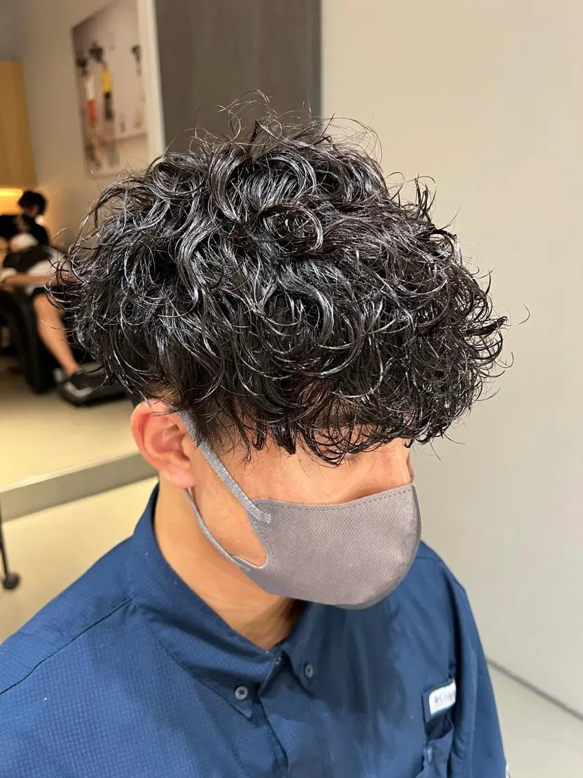 ショート パーマ メンズ カット パーマ 梅田茶屋町メンズ 専門美容師 山元一平のヘアスタイル